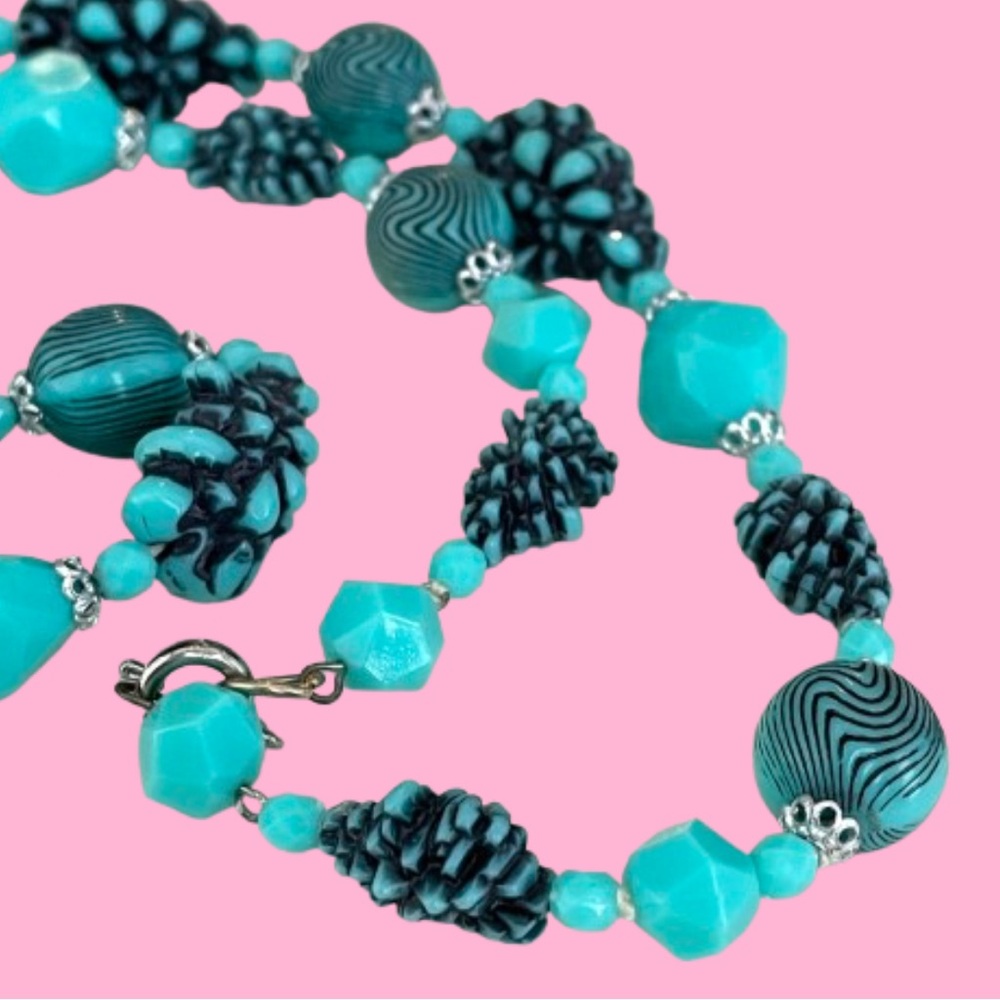 Psychedelic vintage necklace w/ swirled, faceted, & molded plastic beads